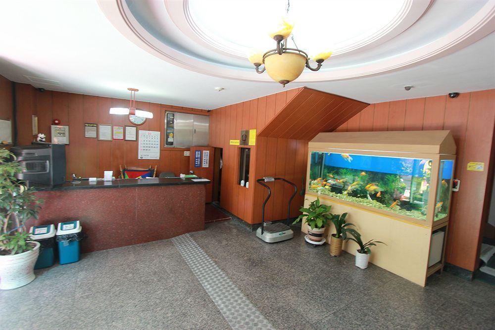 Business Hotel Busan Station Exterior foto